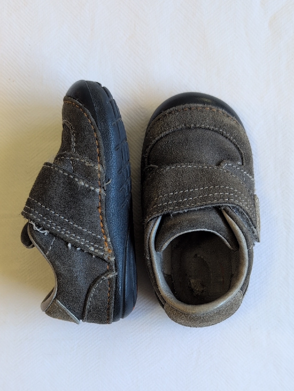 stride rite kellen gray suede leather velcro sneakers toddler size 5